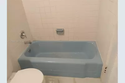 5861 NE 18th Ave #2, Fort Lauderdale, FL 33334 - Photo 15