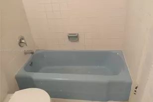 5861 NE 18th Ave, Fort Lauderdale, FL 33334 - Photo 15