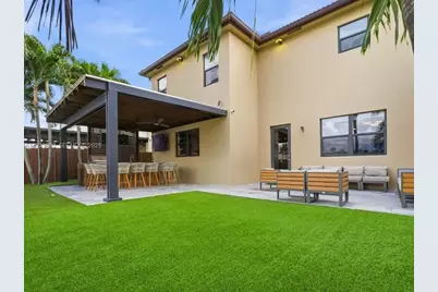 8780 NW 98th Ct, Doral, FL 33178 - Photo 25