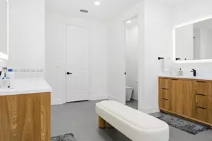 8780 NW 98th Ct, Doral, FL 33178 - Photo 31