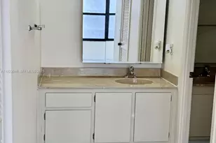 2500 Parkview Dr, Hallandale Beach, FL 33009 - Photo 9