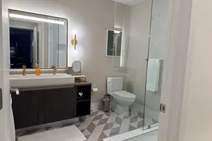 159 NE 6th St, Miami, FL 33132 - Photo 9