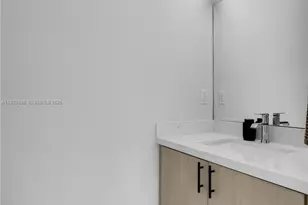 2260 E 9th Ave, Hialeah, FL 33013 - Photo 13