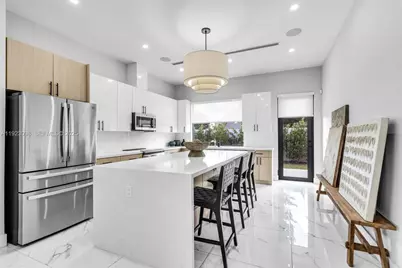 2260 E 9th Ave, Hialeah, FL 33013 - Photo 9