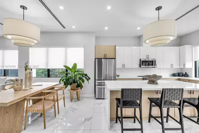 2260 E 9th Ave, Hialeah, FL 33013 - Photo 11