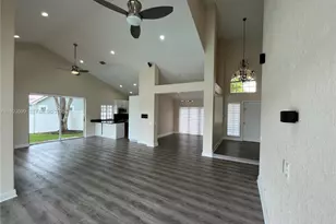 1127 Laguna Springs Dr, Weston, FL 33326 - Photo 7