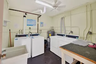 2841 Somerset Dr, Lauderdale Lakes, FL 33311 - Photo 21