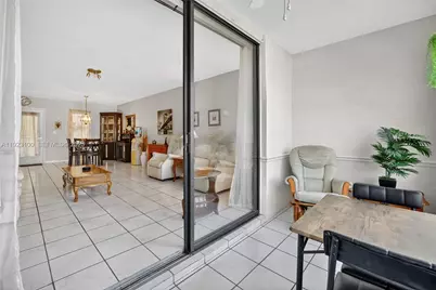 2841 Somerset Dr #106, Lauderdale Lakes, FL 33311 - Photo 13