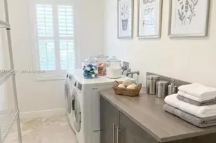 100 S Prospect Dr, Coral Gables, FL 33133 - Photo 23