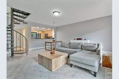 515 NE 38th St #10, Miami, FL 33137 - Photo 31