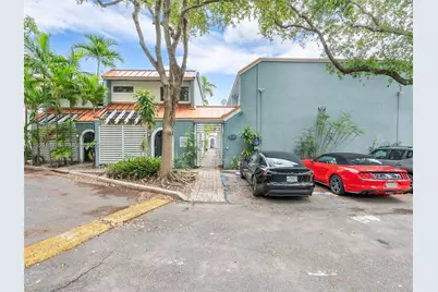 515 NE 38th St #10, Miami, FL 33137 - Photo 9