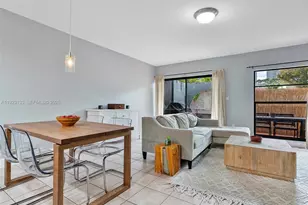 515 NE 38th St, Miami, FL 33137 - Photo 37