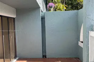 515 NE 38th St, Miami, FL 33137 - Photo 41