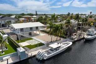 392 Laguna Ave, Key Largo, FL 33037 - Photo 1