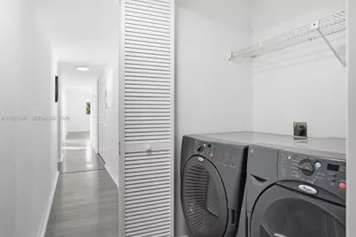 1045 SW 25th Ave, Miami, FL 33135 - Photo 43