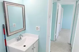 428 SW 5th Ave, Miami, FL 33130 - Photo 17