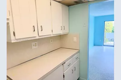 428 SW 5th Ave #404, Miami, FL 33130 - Photo 13