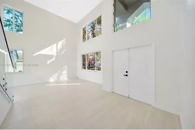 322 Lake Crest Ct, Weston, FL 33326 - Photo 5