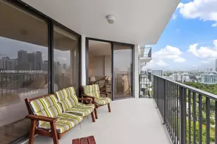 1901 Brickell Ave, Miami, FL 33129 - Photo 11