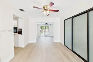 10221 SW 50th Ct, Cooper City, FL 33328 - Photo 7