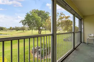 551 SW 135th Ave, Pembroke Pines, FL 33027 - Photo 25