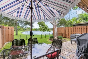 830 NW 79th Terrace, Plantation, FL 33324 - Photo 3