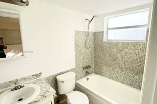 961 NW 45th St, Deerfield Beach, FL 33064 - Photo 11