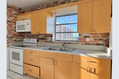 4713 NW 7th St #405-1, Miami, FL 33126 - Photo 9