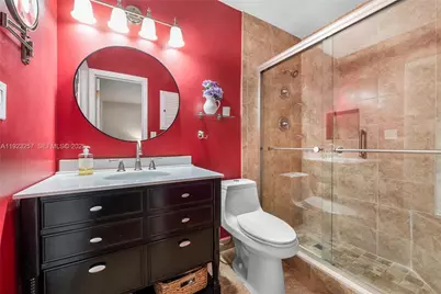 8700 SW 159th St, Palmetto Bay, FL 33157 - Photo 11