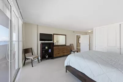 4300 N Ocean Blvd #10L, Fort Lauderdale, FL 33308 - Photo 17