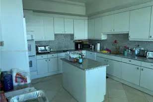 10101 Collins Ave, Bal Harbour, FL 33154 - Photo 7