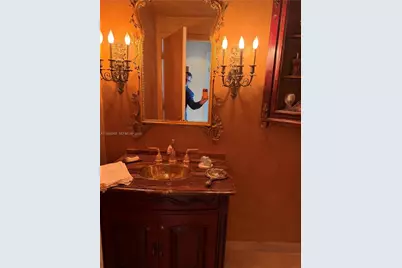 10101 Collins Ave #9A, Bal Harbour, FL 33154 - Photo 13