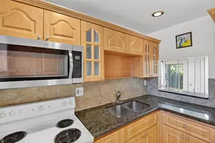 11309 SW 200th St, Miami, FL 33157 - Photo 9