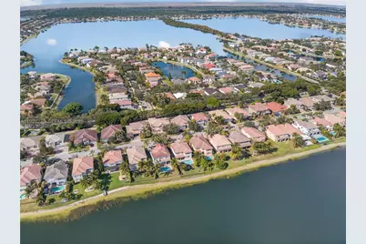 4988 SW 183rd Ave, Miramar, FL 33029 - Photo 41