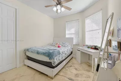 4988 SW 183rd Ave, Miramar, FL 33029 - Photo 7