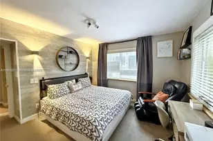 1115 Meridian Ave, Miami Beach, FL 33139 - Photo 5