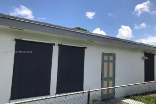 2530 NW 17th St, Fort Lauderdale, FL 33311 - Photo 13