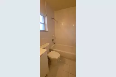 784 NW 135th Ct, Miami, FL 33182 - Photo 11