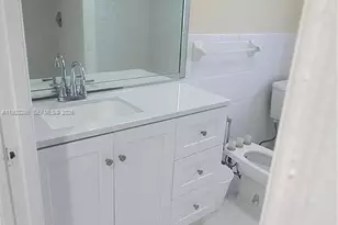 784 NW 135th Ct, Miami, FL 33182 - Photo 9