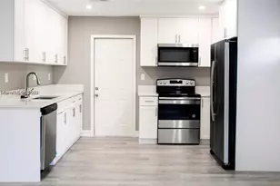 1881 NW 5th Terrace, Pompano Beach, FL 33060 - Photo 5