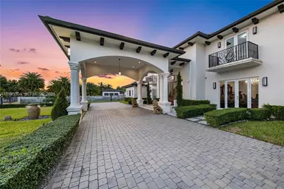 12401 SW 45th St, Miami, FL 33175 - Photo 7