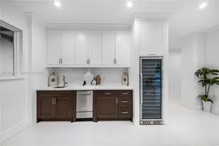 12401 SW 45th St, Miami, FL 33175 - Photo 17