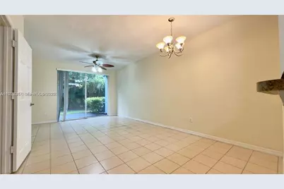 1918 Alamanda Way, Riviera Beach, FL 33404 - Photo 5