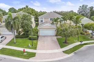 168 Canterbury Pl, Royal Palm Beach, FL 33414 - Photo 3