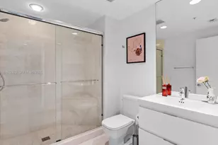 17111 Biscayne Blvd, North Miami Beach, FL 33160 - Photo 21