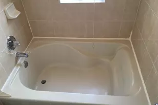 10803 NW 83rd St, Doral, FL 33178 - Photo 41