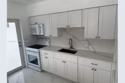801 NW 109th St #1, Miami, FL 33168 - Photo 3