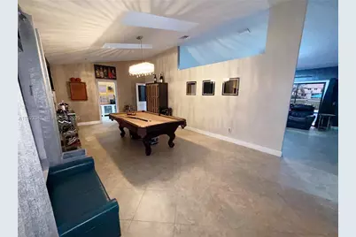 15561 Carriage Ct, Davie, FL 33331 - Photo 3