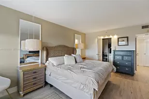 100 Lincoln Rd, Miami Beach, FL 33139 - Photo 13