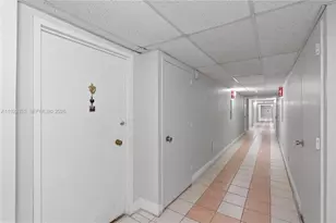 7135 Collins Ave, Miami Beach, FL 33141 - Photo 39